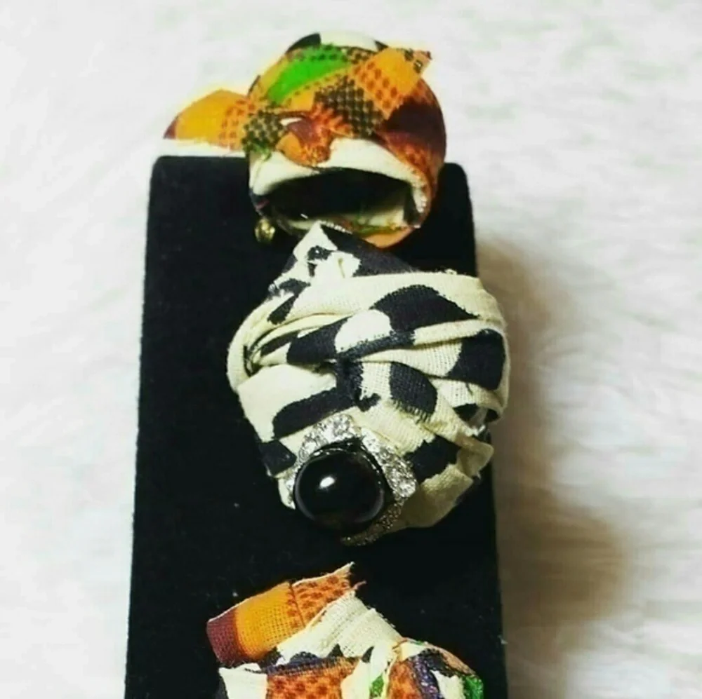 Artisian Queens Textile Turban Brooch Pins
